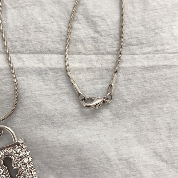 (3 / $15) Lock & Key Necklace - Picture 3 of 3